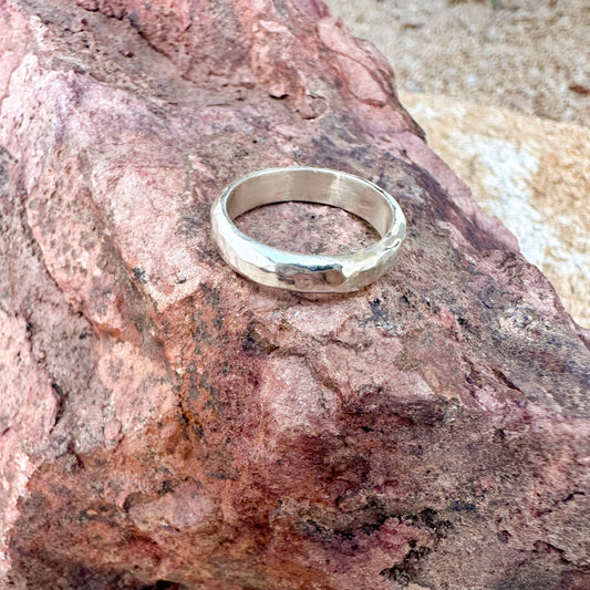 Chunky Hammered Band